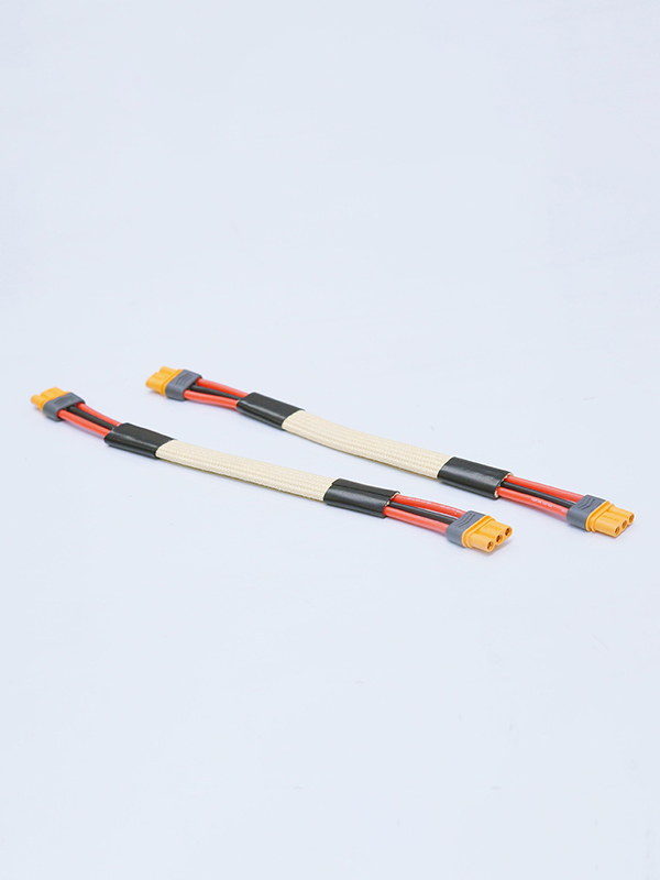 Portable device cable assembly 